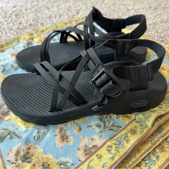 Chaco Women's ZX/1 Dual Strap Cloud Sandal Women Solid Black Size 9 - Picture 3 of 8